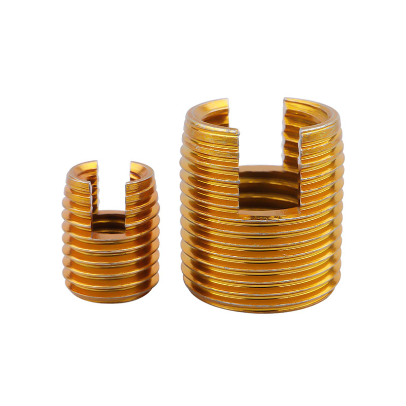 Insert de filetage autotaraudeur en acier au carbone