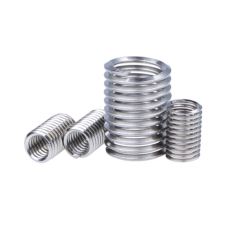 Insert de filtage auto-bloquant